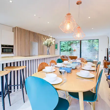 Neoteric Home Wimbledon Village London Exterior photo